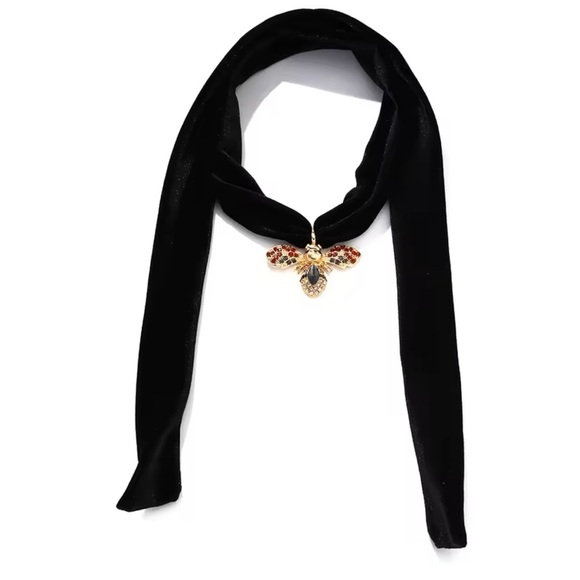 Black Velvet Ribbon Necklace with Jeweled Bee Pendant - Picture 8 of 17